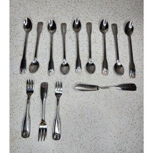 Rogers Stainless Antique Shell Stanley Roberts 18/0 Flatware Silverware 13 Pcs